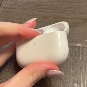 Apple White Earbud Headphones